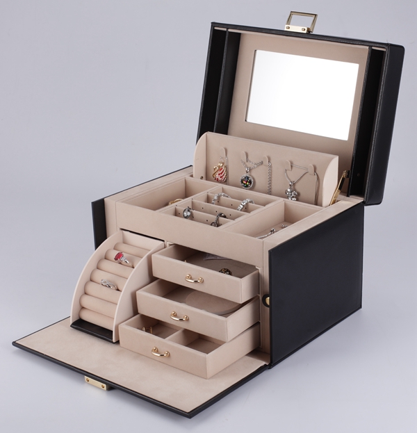 leather box